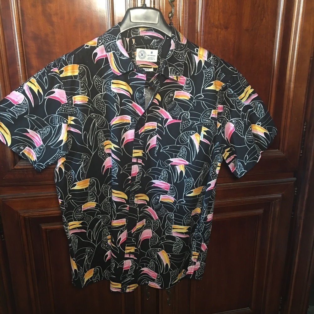 Hurley  Mens Shirt Toucans  Black colorful print Short sleeve Size M